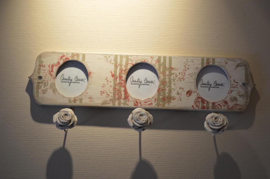 Hotel Restaurant Aux Genets D'Or Mandailles-Saint-Julien ภายนอก รูปภาพ
